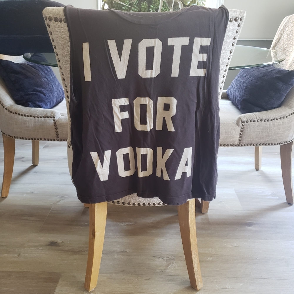 I VOTE FOR VODKA - Size Medium